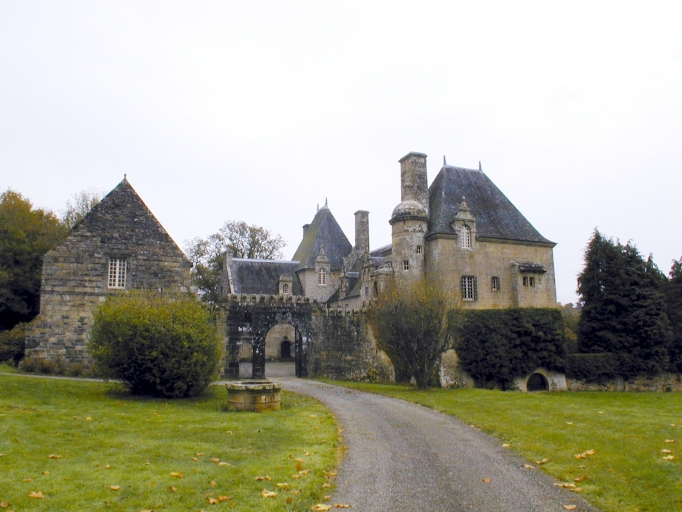 Logonna-Daoulas - Chapelle du château de Rosmorduc
